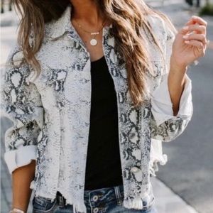 Vici Fork In The Road distressed cropped denim jacket snake print size large